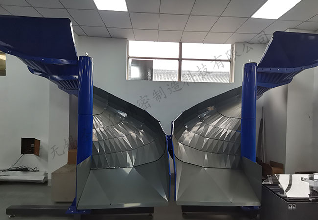 Spiral chute