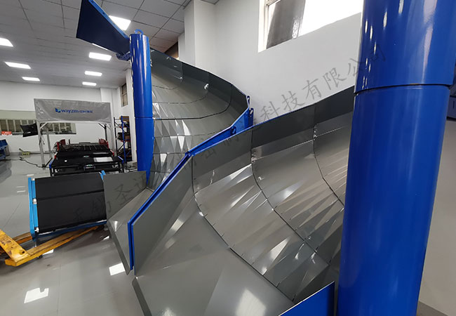 Spiral chute